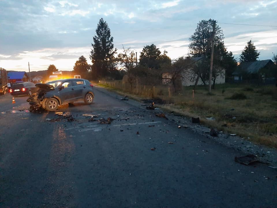 Ужасное ДТП на трассе Н-10: погибли дети (фото). Новости Днепра