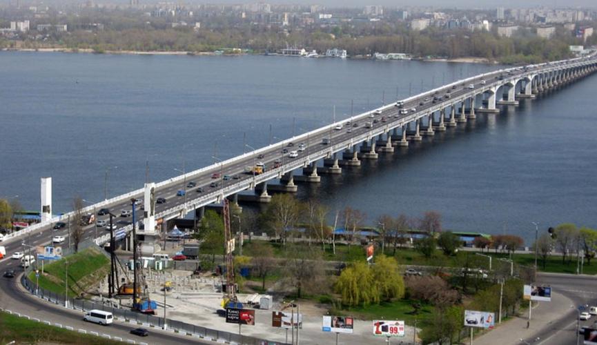 Самый длинный мост в Украине мог обрушиться!. Новости Днепра