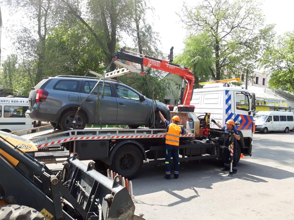 В Днепре стало меньше водителей, которые нарушают правила парковки. Новости Днепра