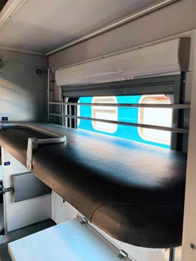 Плацкарты люкс класса: «Укрзалізниця» показала вагоны с холодильниками (Фото). Новости Днепра