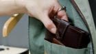 В Днепре "существо" вытащило у бабушки кошелек и бросилось на утек (Видео). Новости Днепра
