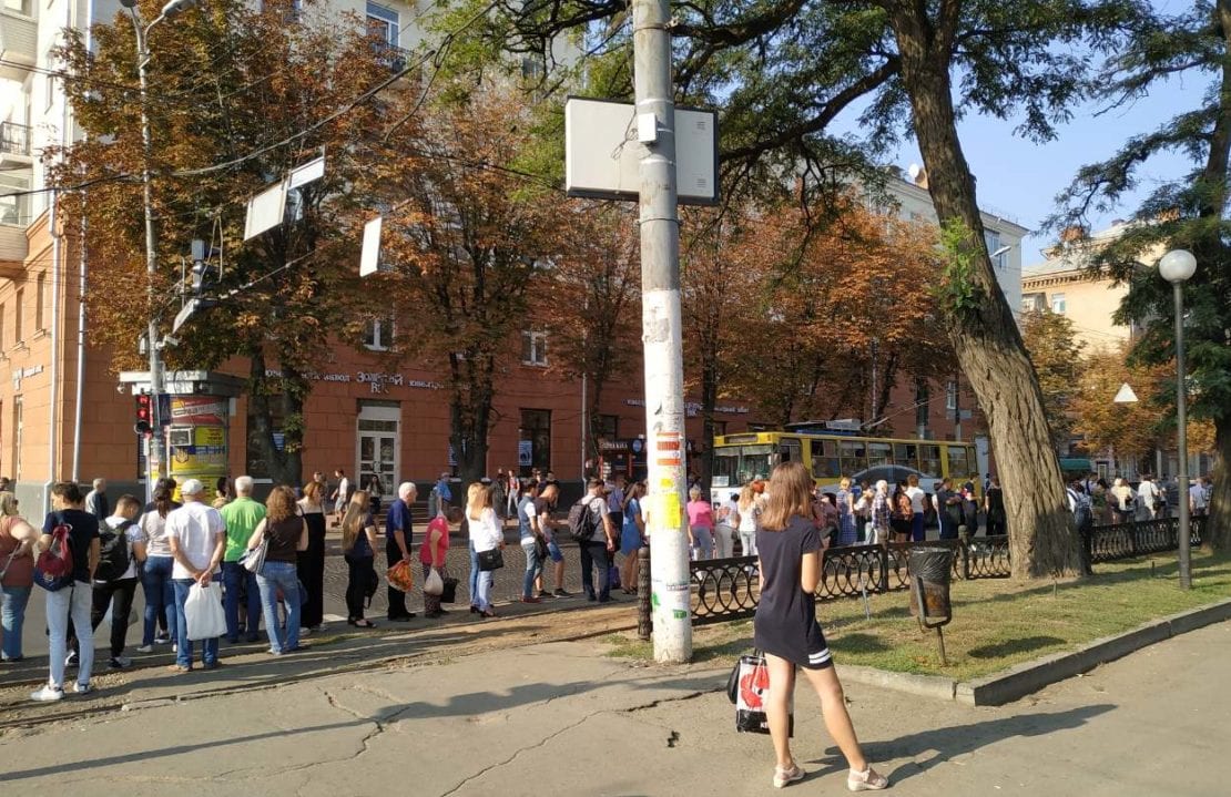 В Днепре столпотворение на ж/д вокзале: что случилось (Фото). Новости Днепра