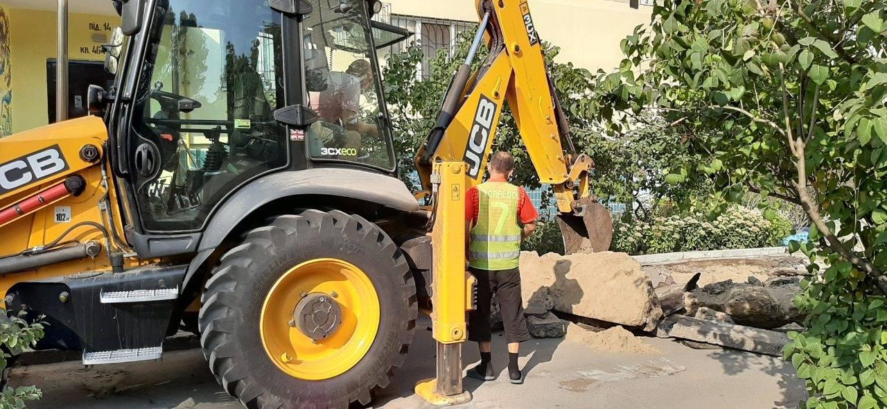 В Днепре на ж/м Парус начался долгожданный ремонт на ул. Гидропарковой. Новости Днепра