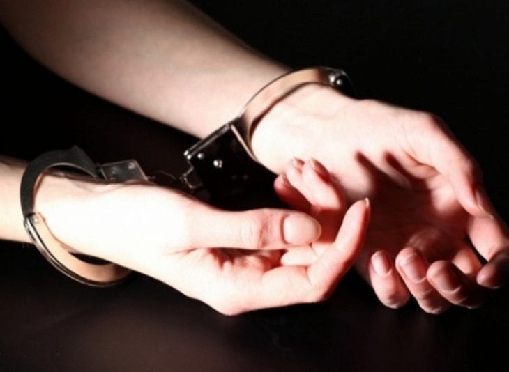 28 ударов ножом: под Днепром 21-летняя дочь жестоко отомстила за смерть отца. Новости Днепра