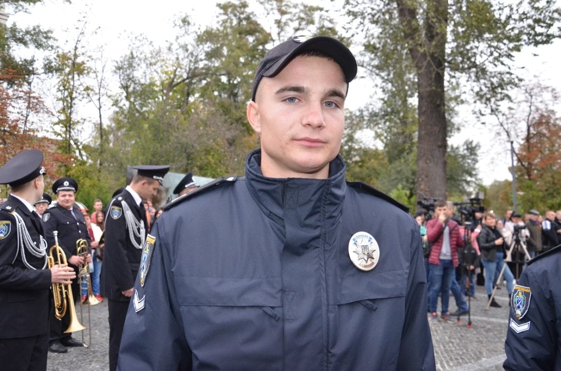 В Днепре возле ОГА сотни полицейских. Новости Днепра