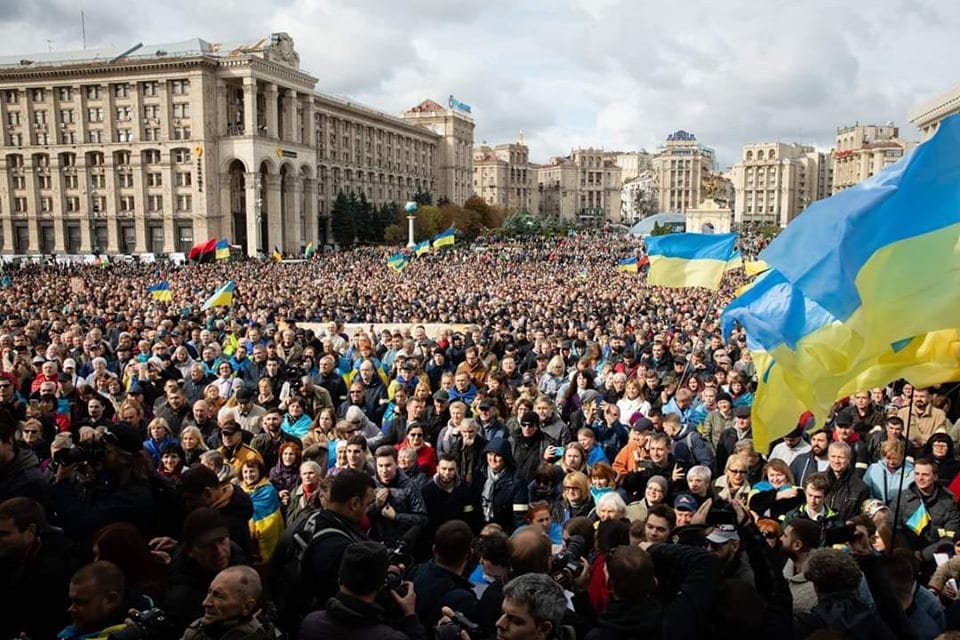 Людмила Богдан: украинцы сравнивают Андрея Богдана с женой беглого Януковича. Новости Днепра