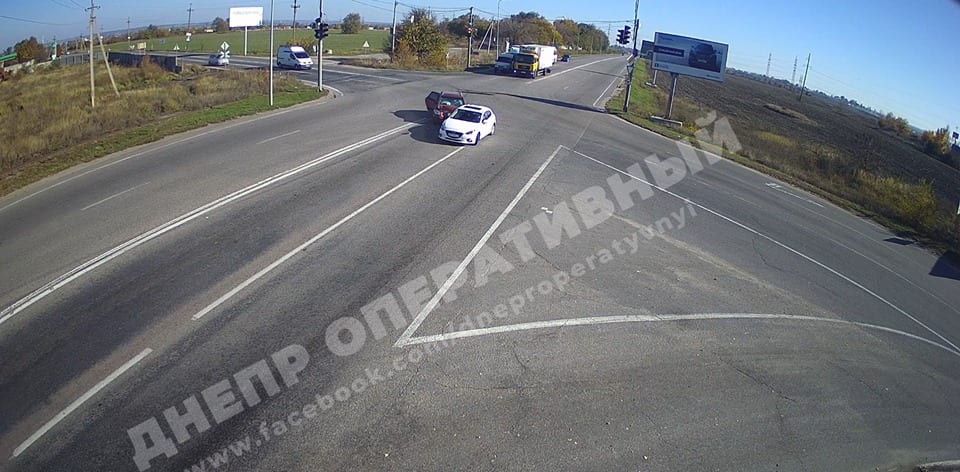 В Днепре ДТП по дороге на аэропорт: образовалась огромная пробка (Фото). Новости Днепра