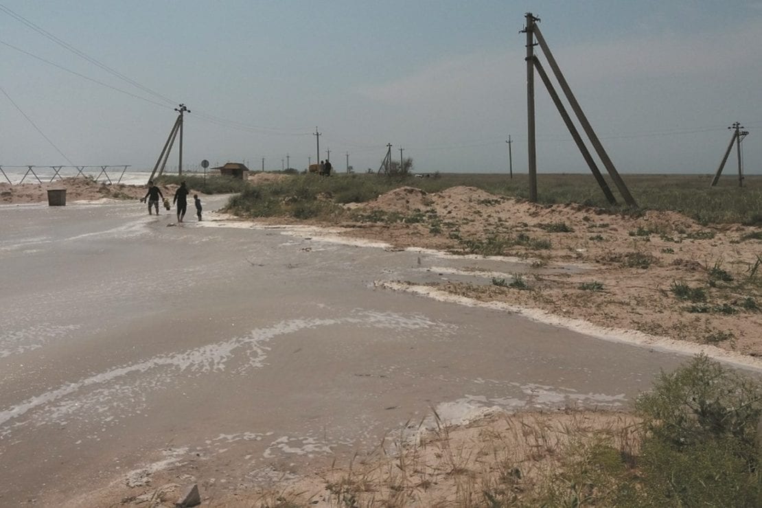 Азовские берега уходят под воду: пляжи становятся морским дном. Новости Днепра