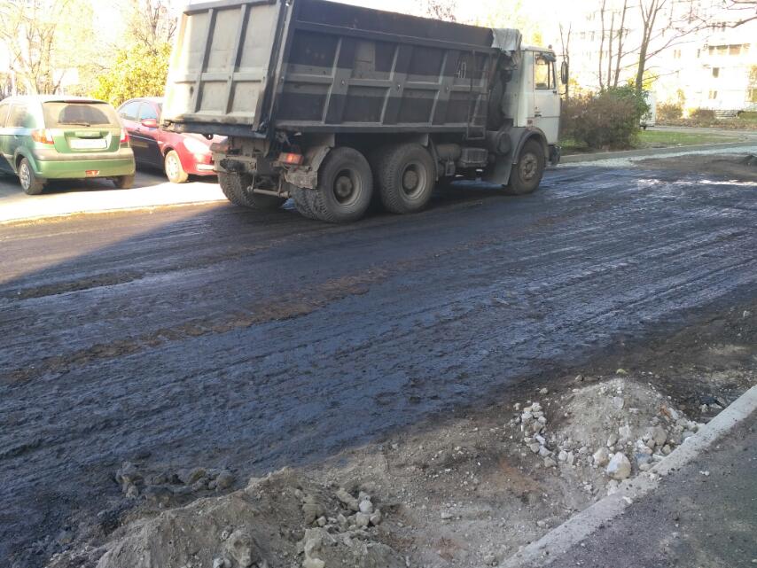 В Днепре на ж/м Победа дворы меняются до неузнаваемости (фото). Новости Днепра