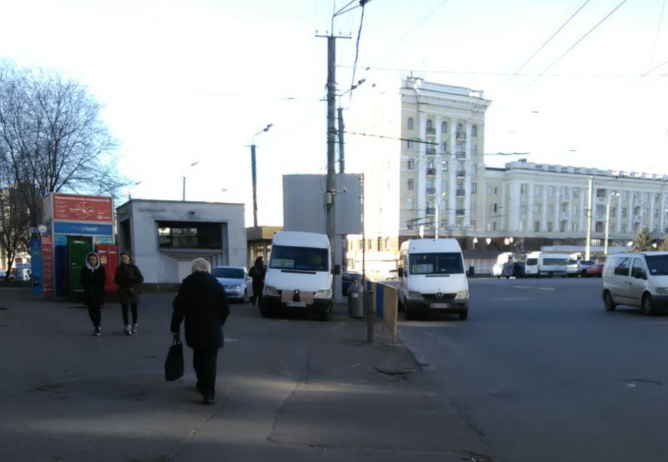 В Днепре водители 92-й маршрутки устроили произвол