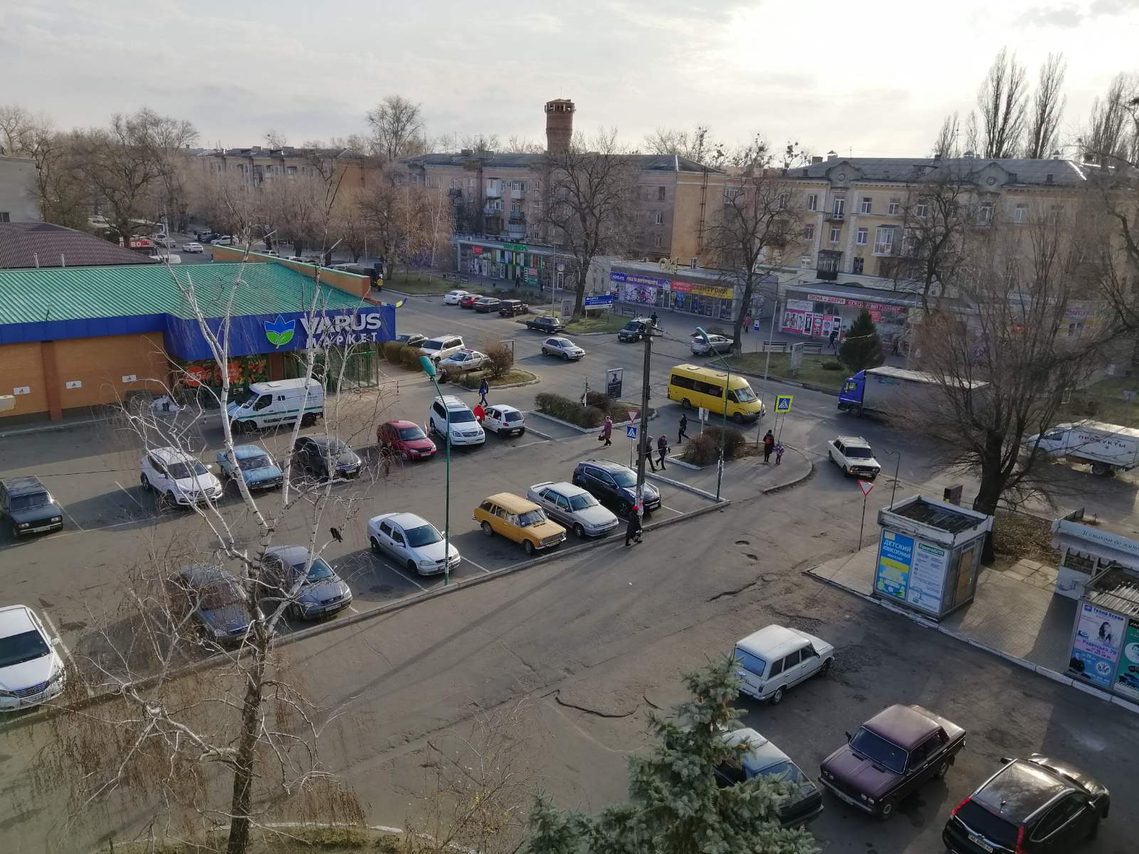 26 ноября, утром охранник супермаркета «Варус», который находится на ул. Сучкова в Новомосковске, поднял тревогу. Новости Днепра