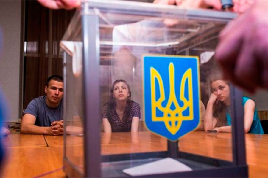 У неоформленных украинцев хотят отобрать право голоса на выборах