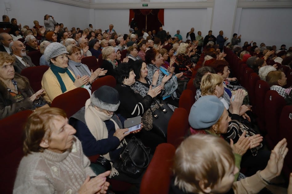 В Днепре определили победителей творческого конкурса среди слушателей Университета третьего возраста. Новости Днепра