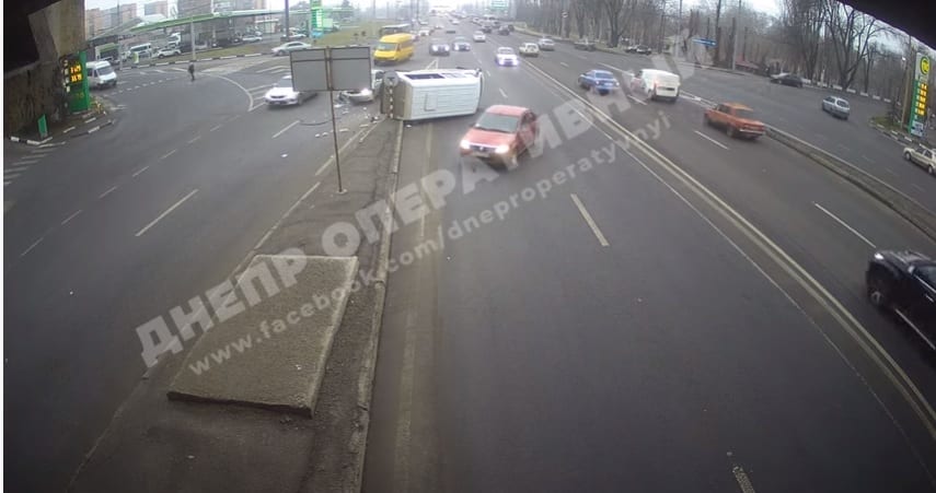 ДТП Днепр: появилось видео столкновения возле Нового моста