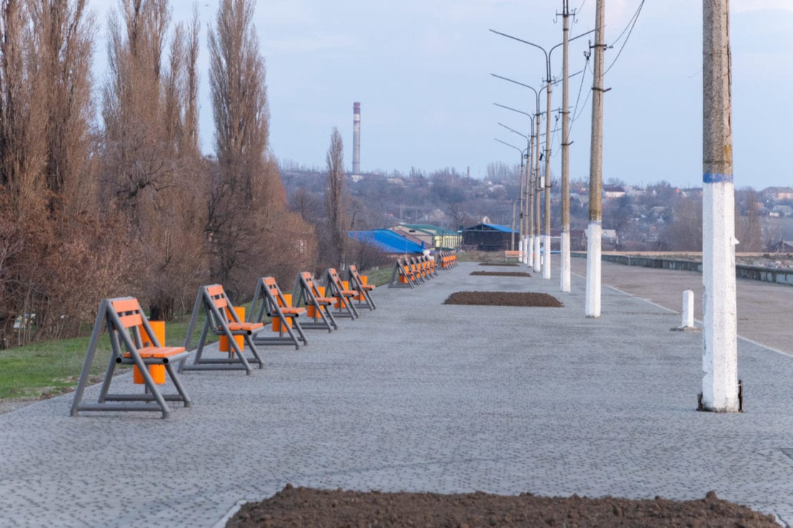 Компания ИНТЕРПАЙП благоустраивает набережную в Никополе. Новости Днепра