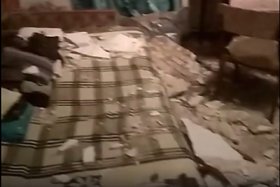 Происшествие Каменское: на спящего рухнул потолок (Видео)