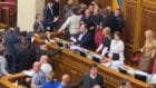 Мы ошиблись с выбором: в Верховной Раде дважды за день дрались депутаты (Видео)