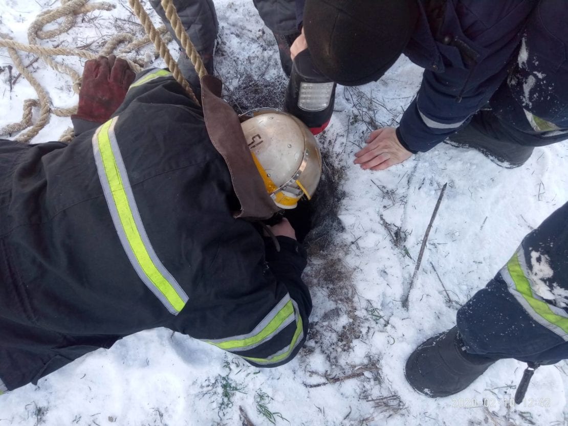 Под Днепром ребенок провалился в водяную скважину