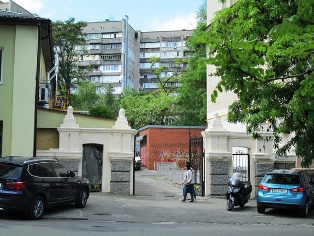 Как выглядят старинные дворики Днепра (Фото). Новости Днепра