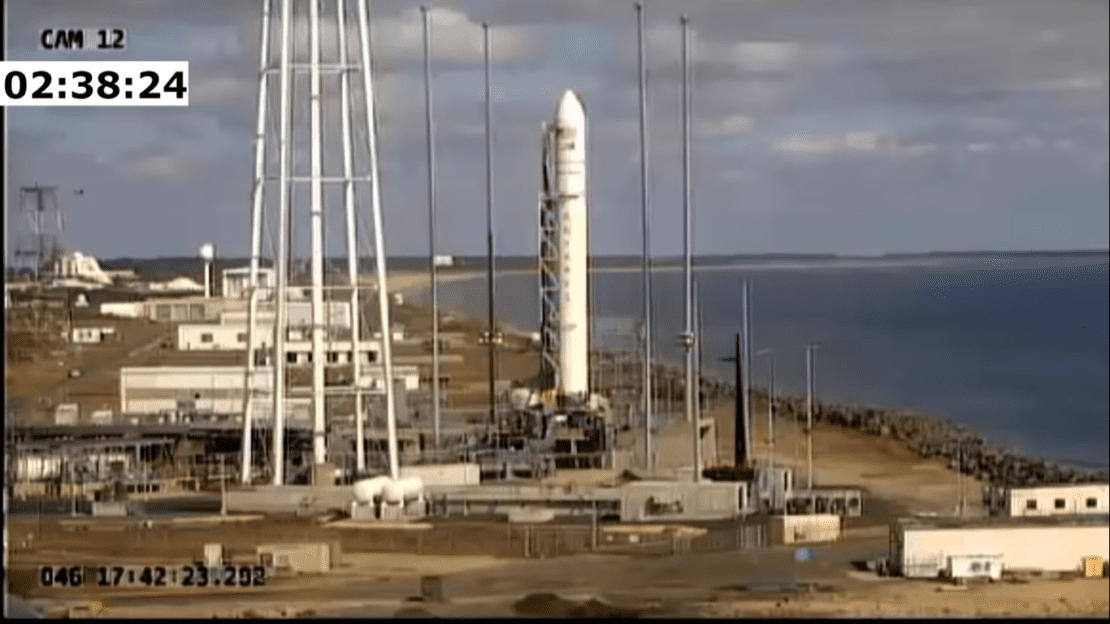 В США произведен успешный запуск ракеты "Антарес"