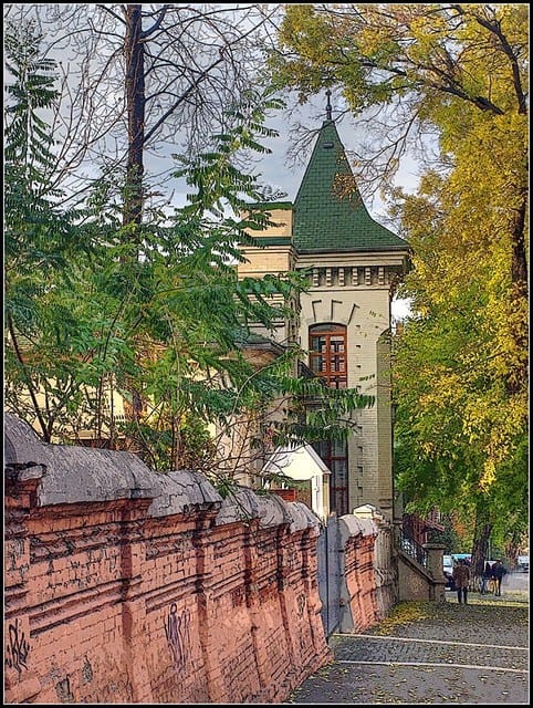 Как выглядят старинные дворики Днепра (Фото). Новости Днепра