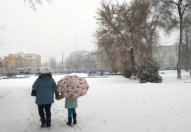 Днепр утопает в снегу: город погрузился в белую мглу. Новости Днепра