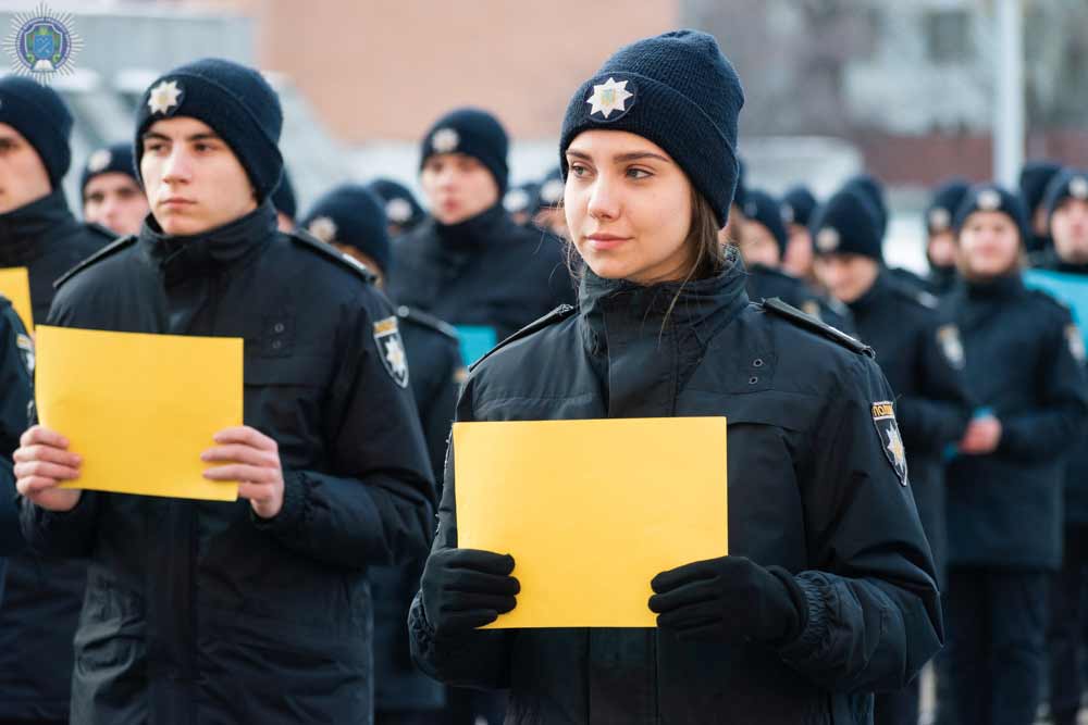 В Днепре устроили зрелищный флешмоб в честь Дня Герба (Видео)