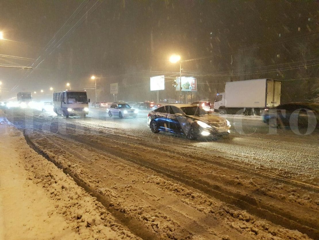 Днепр в эпицентре снежной бури (Фото, видео). Новости Днепра