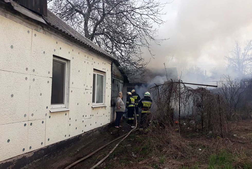 Происшествие Днепр: сгорел дом в частном секторе