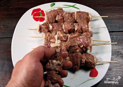 Карантинный шашлык: аппетитное мясное блюдо в духовке (Фото)