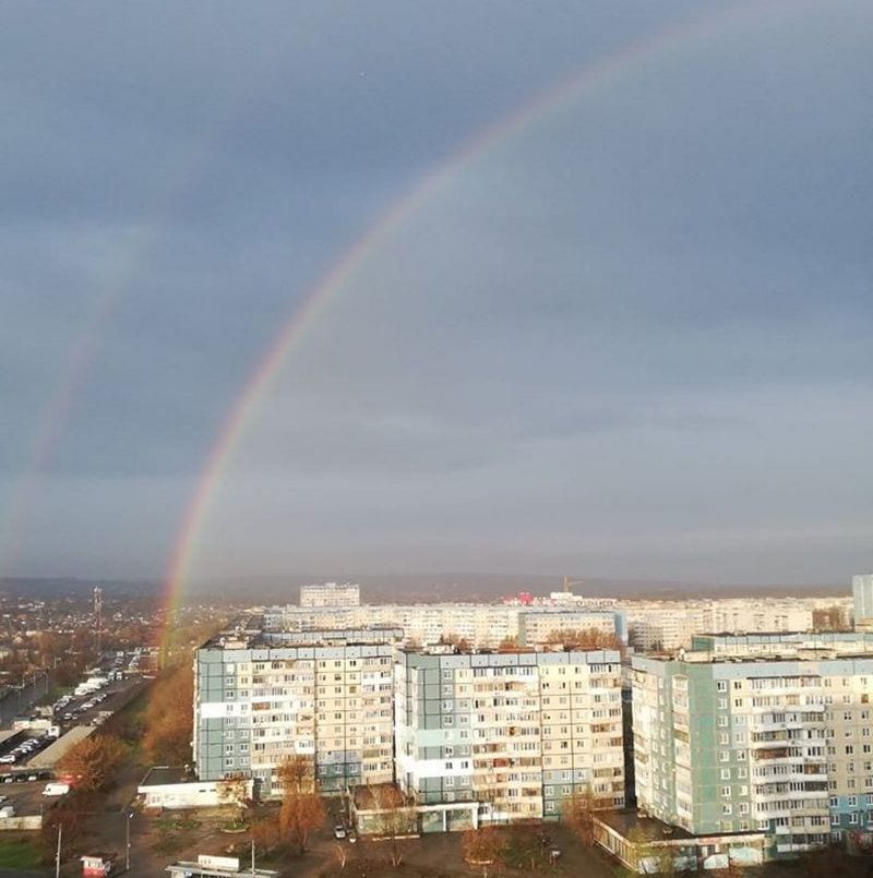 Чудо природы: в Днепре запечатлели двойную радугу (фото)