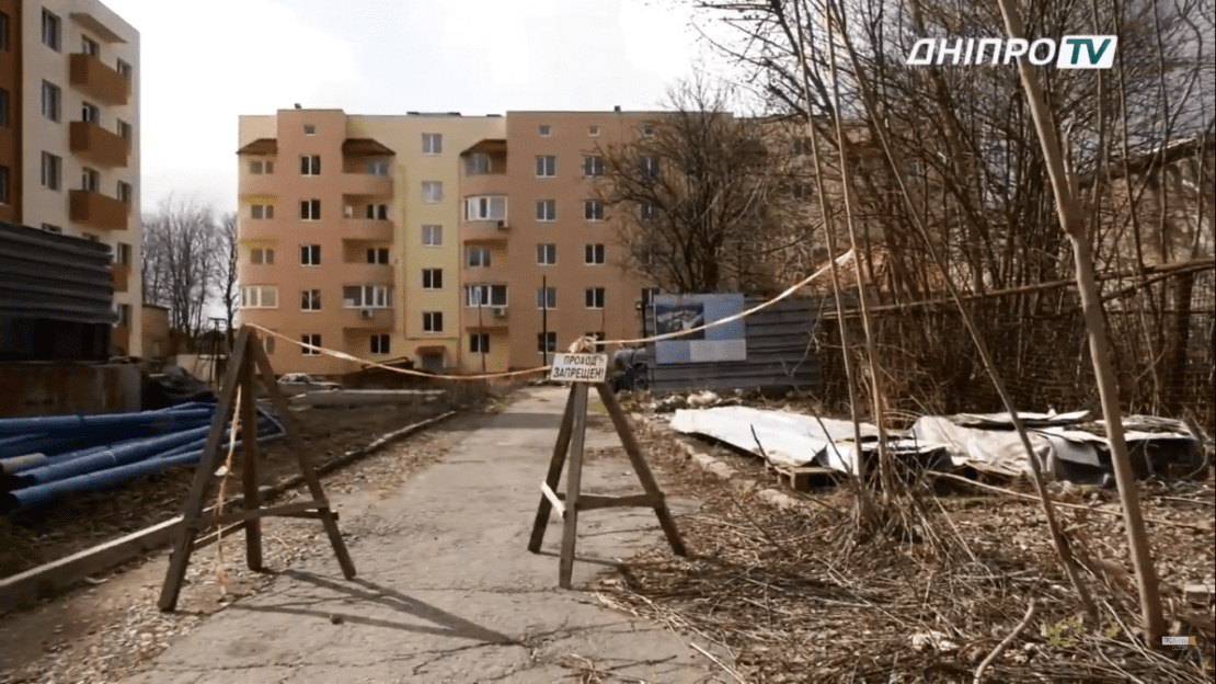 Под Днепром появился дом-привидение (Видео). Новости Днепра