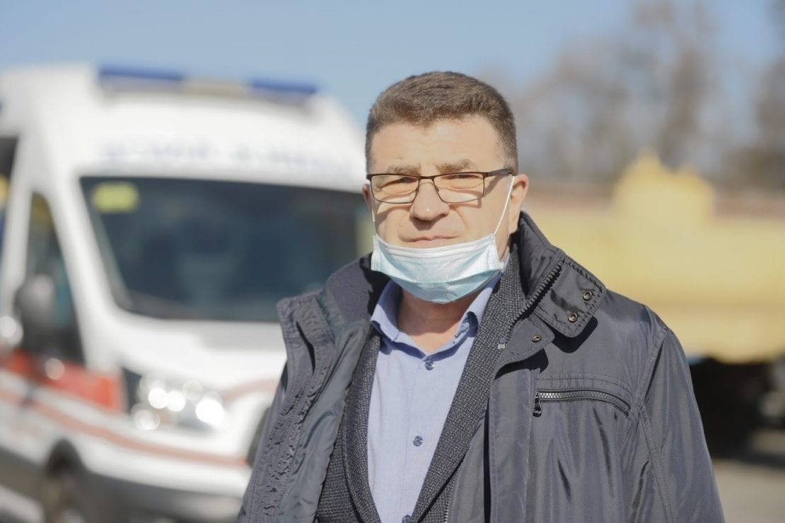 Коронавирус в Украине: Черновцам подарили скорую помощь
