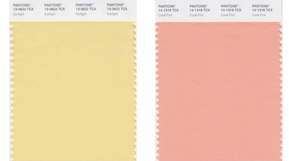 Какие цвета любит 2024. Pantone 13-0822. Pantone sunlight. Жемчужный пантон. Pantone 14-0756.