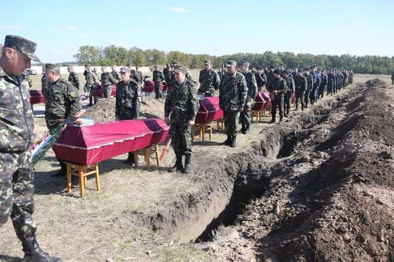 Коронавирус Днепр: Борис Филатов о 600-та вырытых могилах