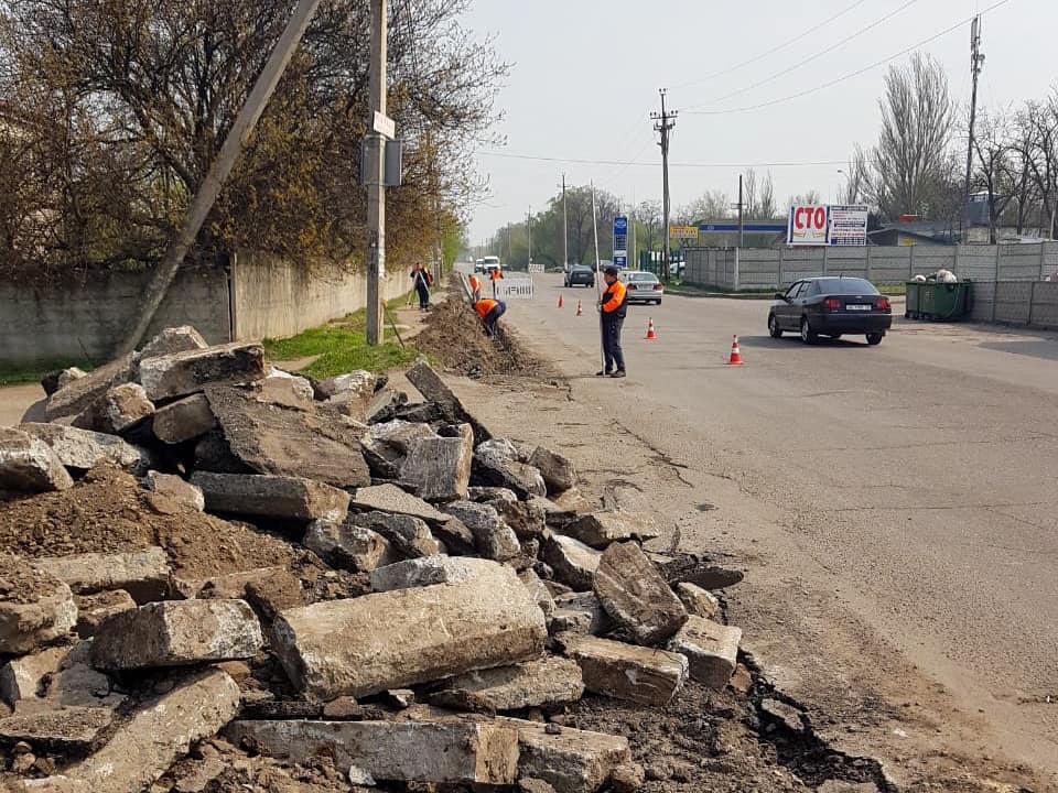 В Днепре проводят масштабный ремонт дорог на ж/м Игрень