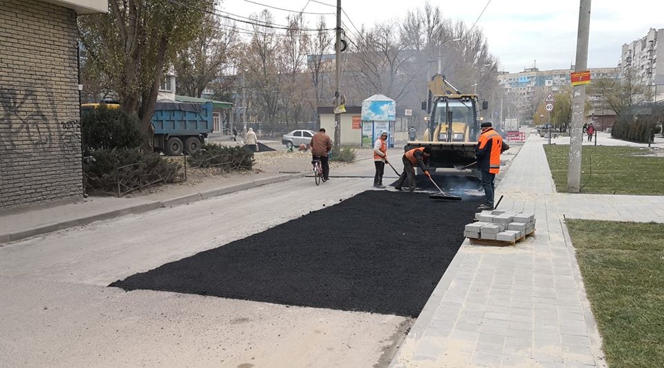 Ж/м Парус и Покровский преображаются на глазах (Фото)