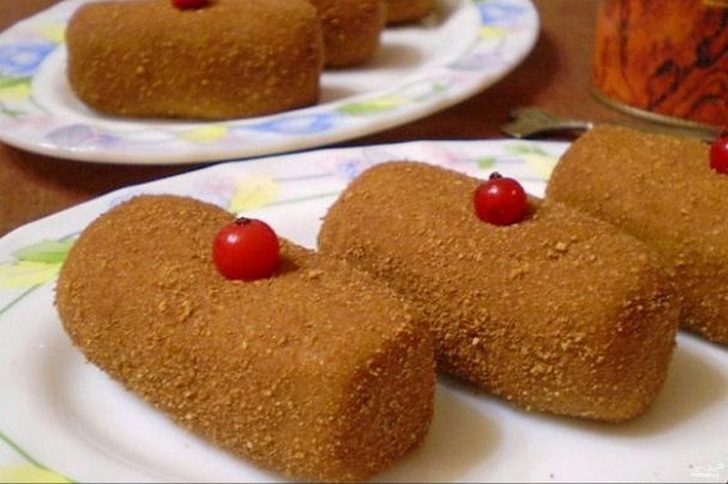 Пирожное из детства: простой рецепт "Картошки" из печенья (Фото)