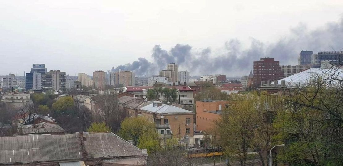 Происшествие Днепр: черный дым столбом видит весь город