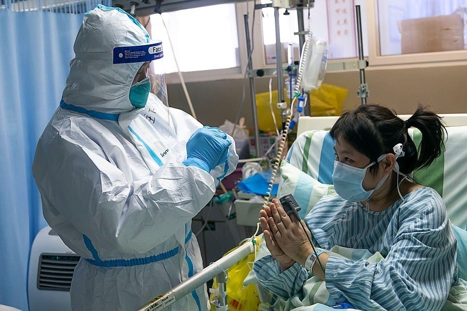 Коронавирус в Китае: закрытая больница, бессимптомные носители