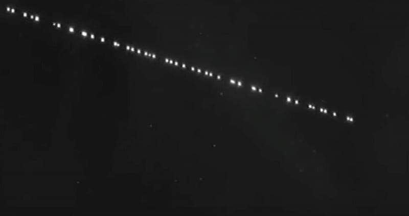 120 спутников Илона Маска заметили над Днепром. Новости Днепра