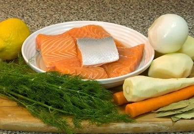 Домашняя уха: классический рецепт рыбного супа (Фото)
