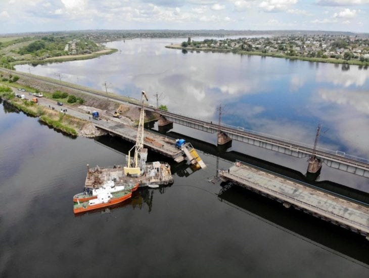Обрушение Алексеевского моста: рядом с переправой построят понтонный мост (Видео)