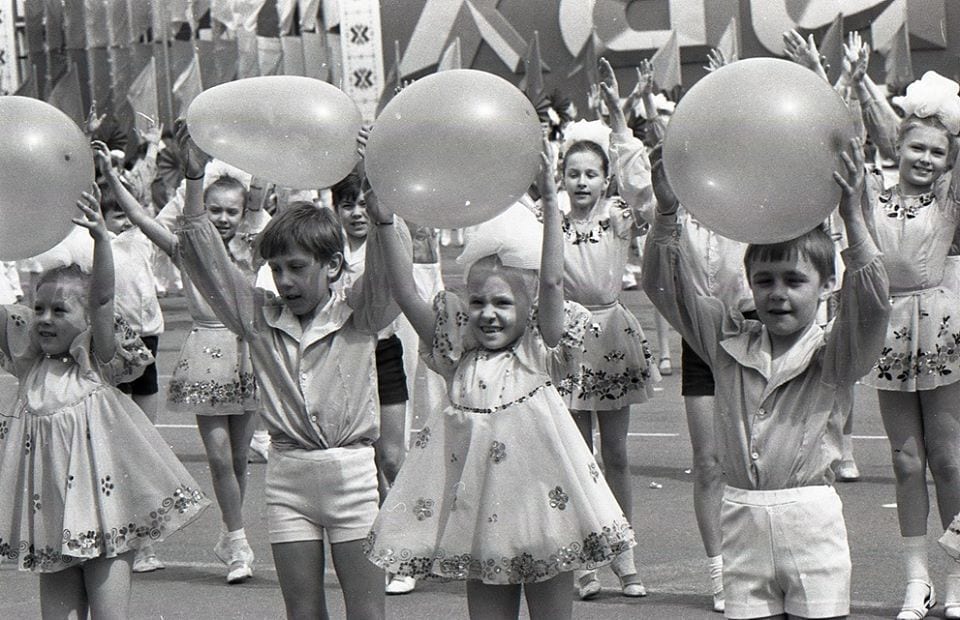 Как праздновали 1 мая в Днепре в 90-х: история любимого города