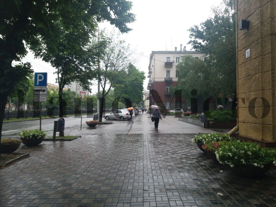 Погода в Днепре | город накрыл сильный ливень | Фото |