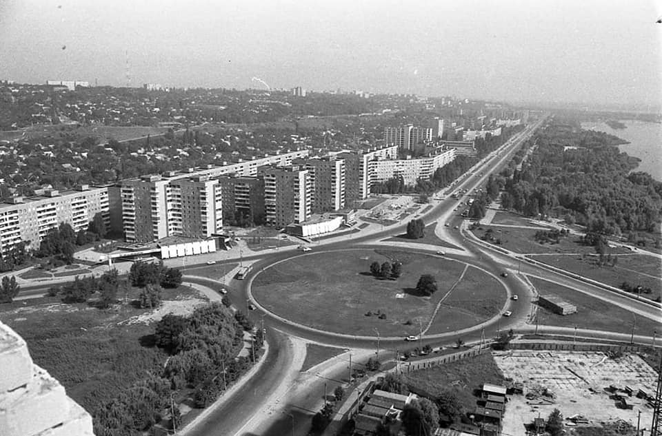 Как выглядел в 70-80-е годы ж/м Победа. Новости Днепра