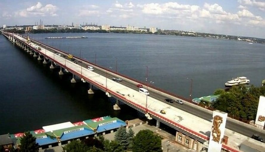 Происшествие Днепр: на Новом мосту огромная пробка