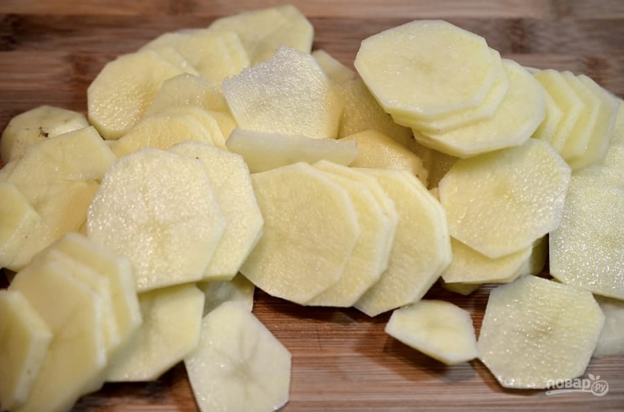 Пикантная картофельная запеканка: классический рецепт традиционного индийского блюда (Фото)