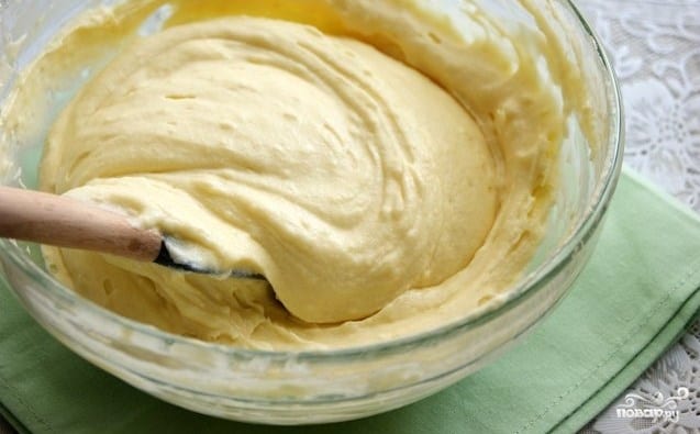 Пирог-ватрушка с творожной начинкой: рецепт нежного десерта (Фото)