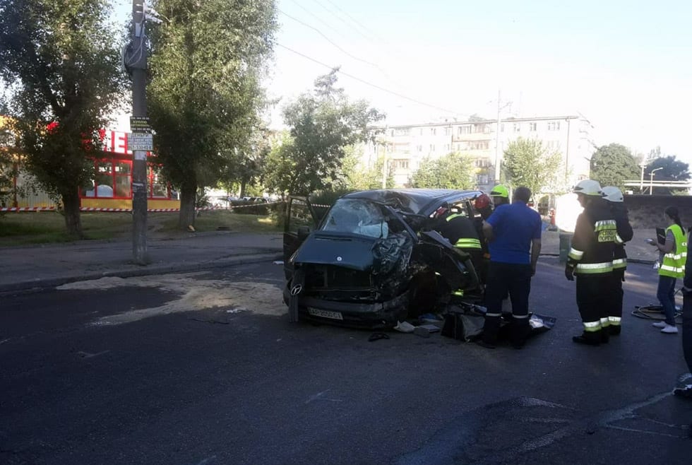 Страшное ДТП на Байкальской: погибли мужчина и ребенок